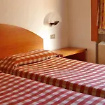 Golf Hotel
