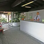 Ξενοδοχείο Golf Lainate