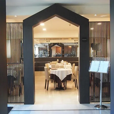 Golf Hotel